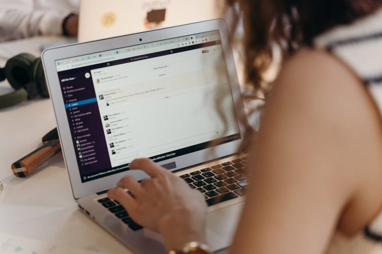 Создание Эффективных Презентаций с Помощью Нейросетей и Инфографики